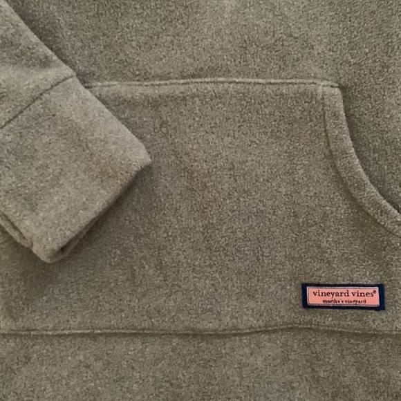 Vineyard Vines pullover fleece sweatshirt (size M/10-12) - Picture 4 of 6
